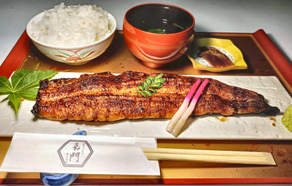 極上　匠の紅白二折り（蒲焼き×２尾・白焼き×２尾）
